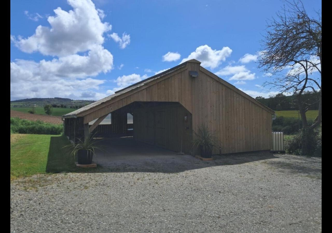 Chalets De Pont Cob Avec Spa Gouézec Eksteriør billede