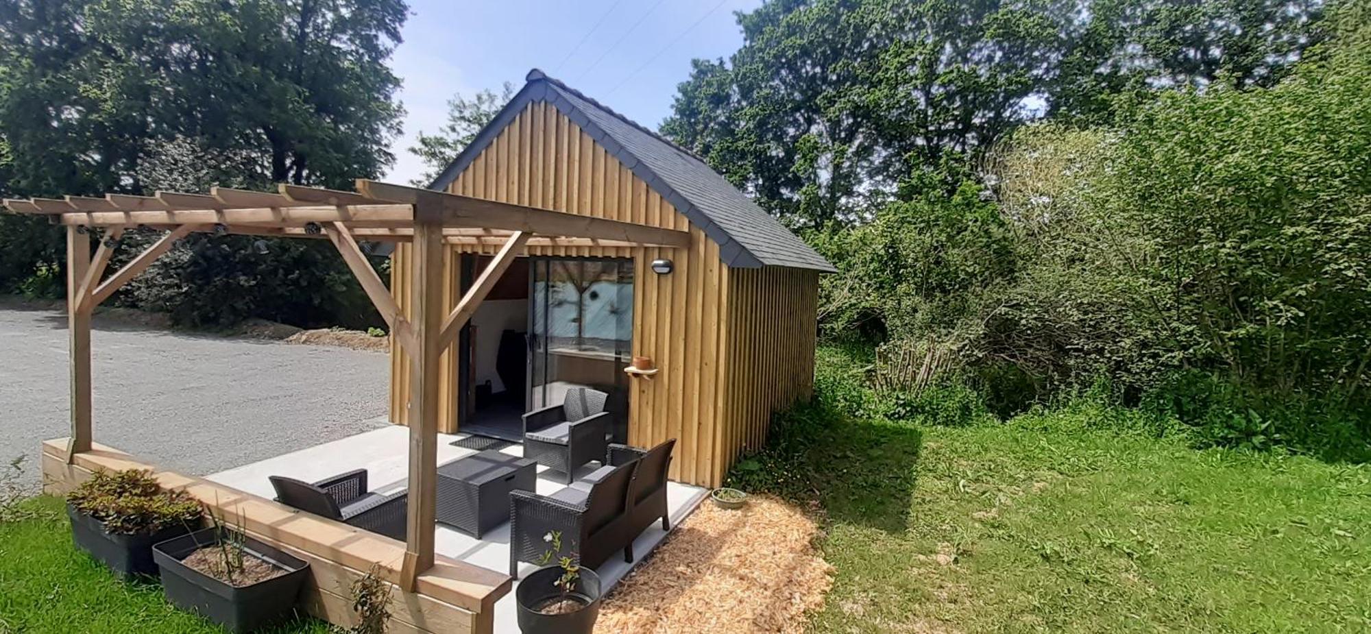 Chalets De Pont Cob Avec Spa Gouézec Eksteriør billede